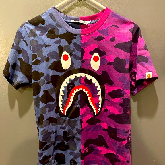 A BATHING APE (BAPE) T- Shirt